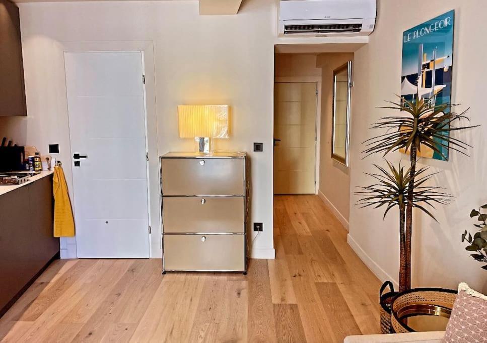 Massena Street, 2 Rooms Balcony Nice Exterior foto