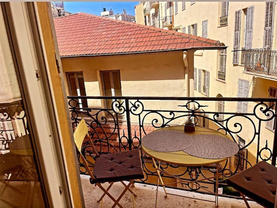 Massena Street, 2 Rooms Balcony Nice Exterior foto